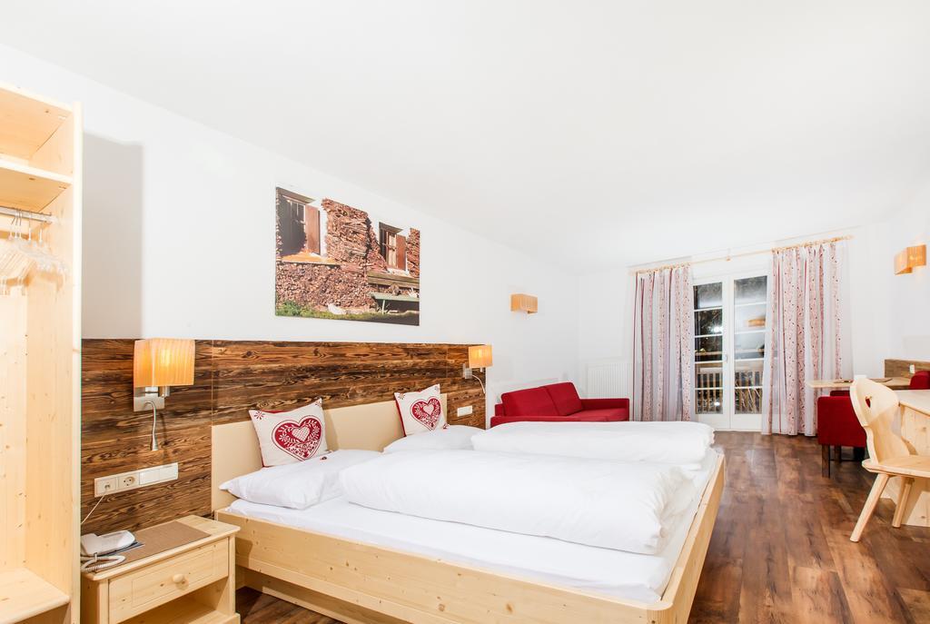 Hotel Gasthof Weiherbad Villabassa Exterior foto