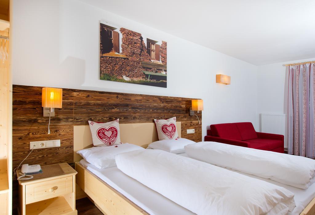 Hotel Gasthof Weiherbad Villabassa Exterior foto